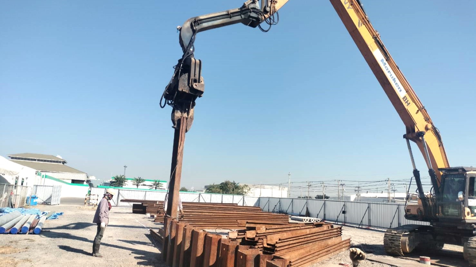 Backhoe Vibro