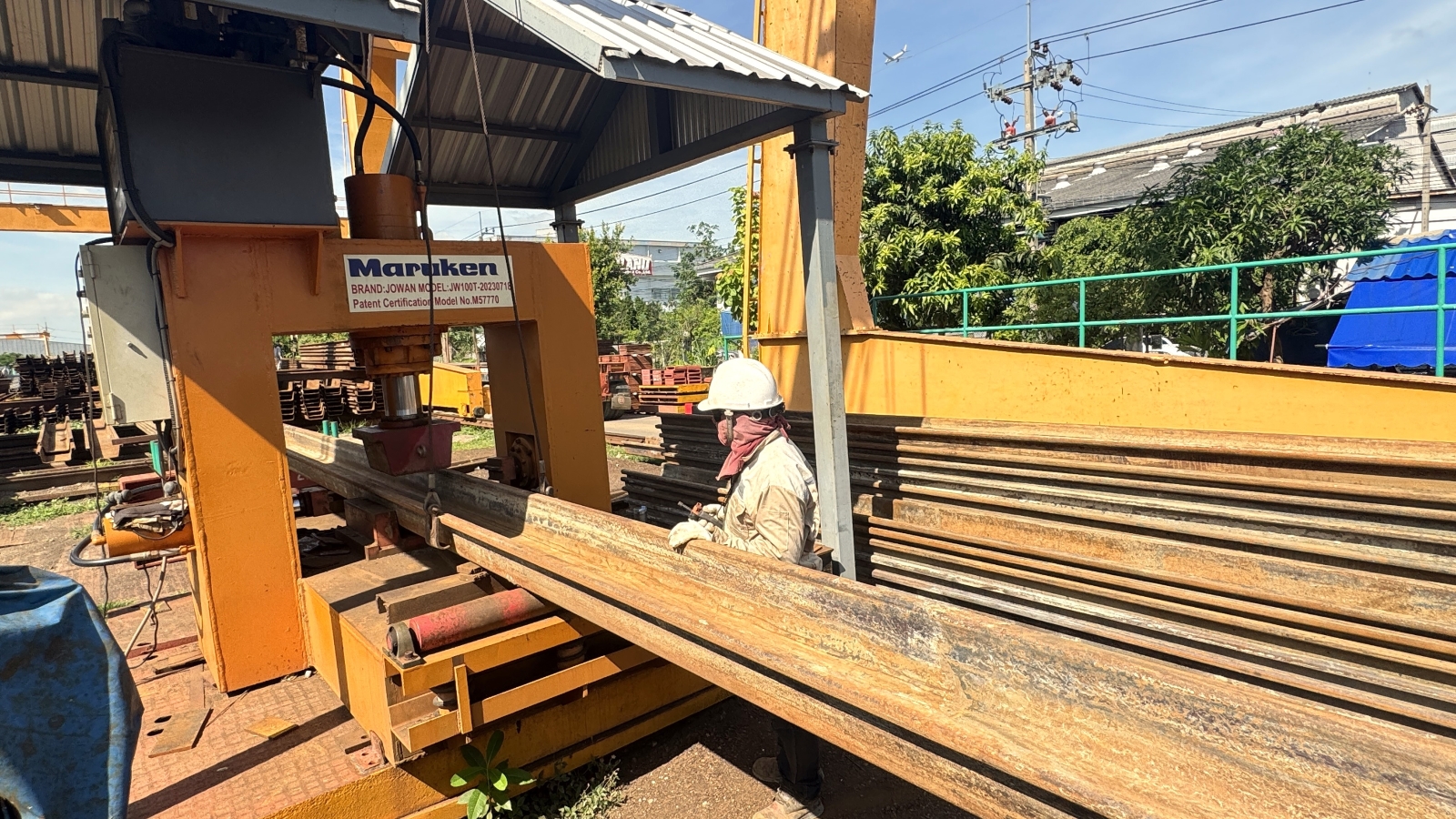 Bending Machine