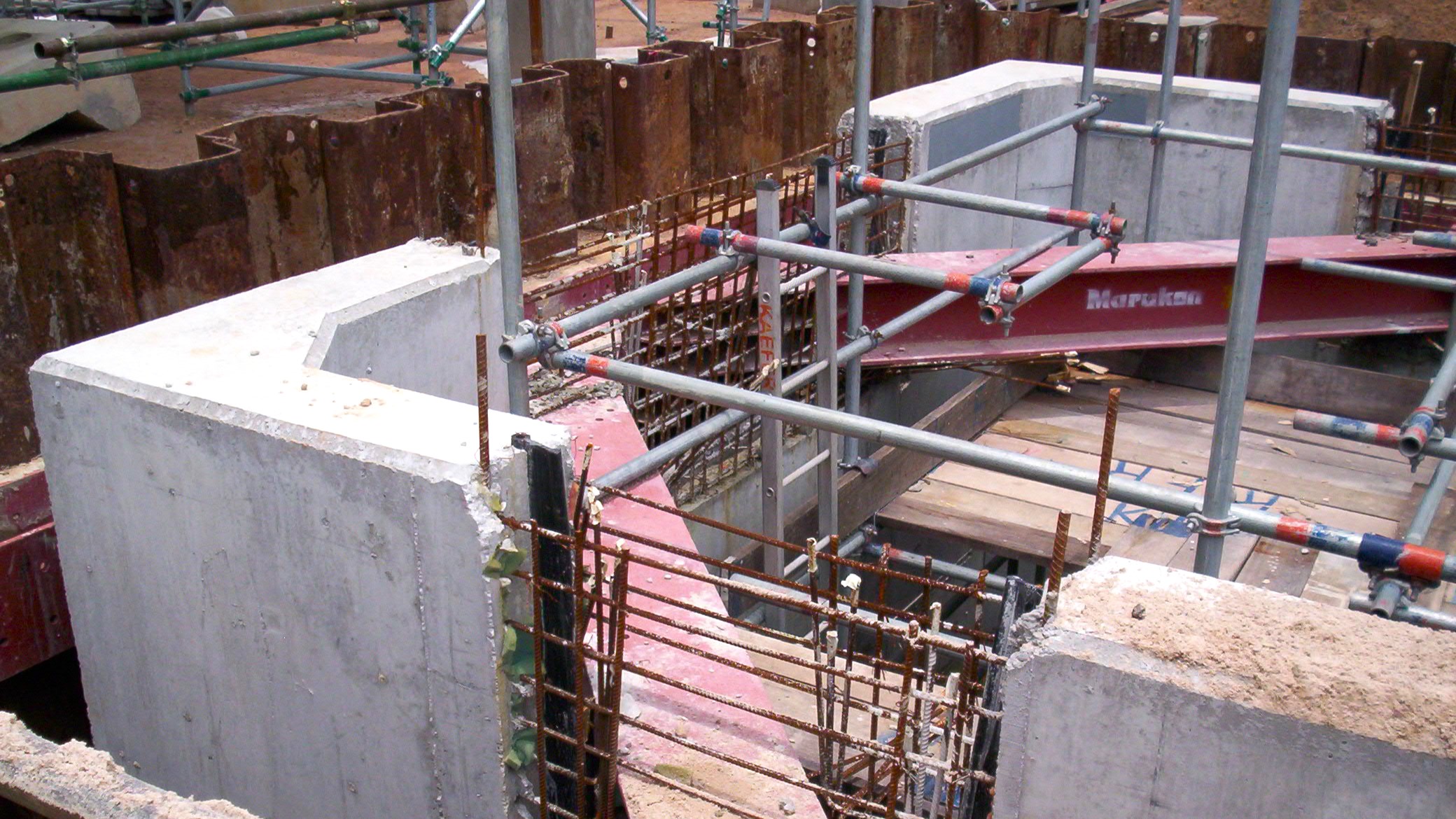 PTT Phenol