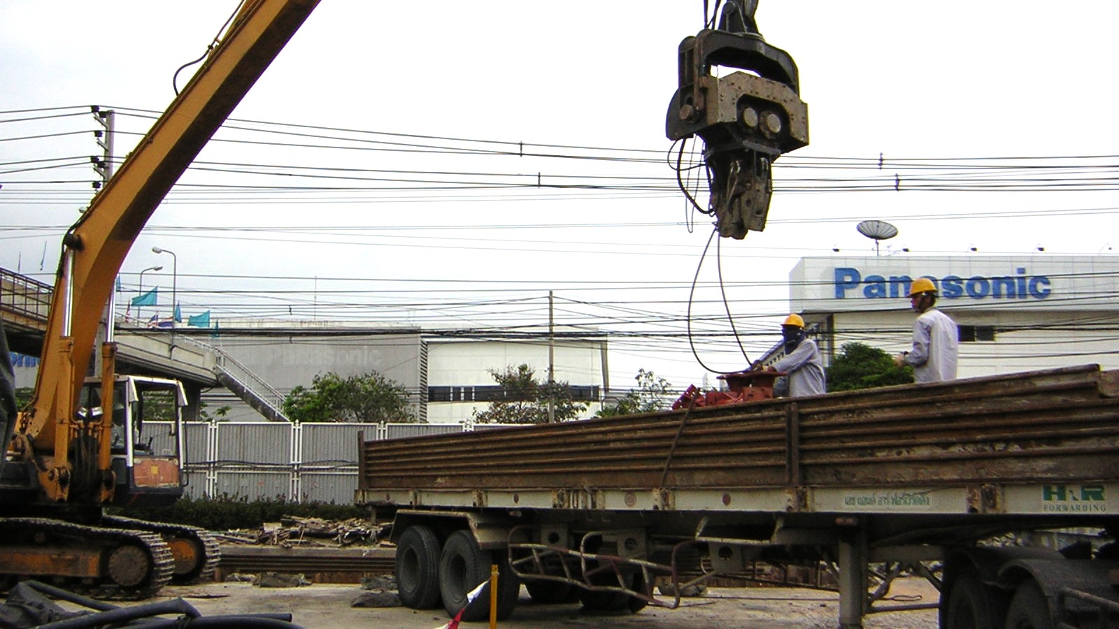 Toyota TMT Samrong
